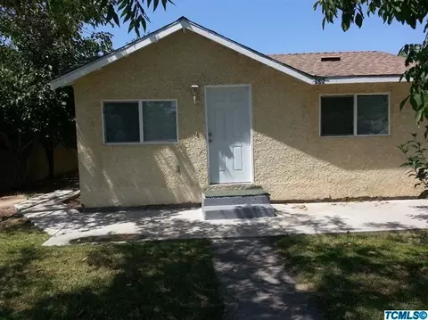 936 E Davis St, Pixley, CA 93256 photo 1