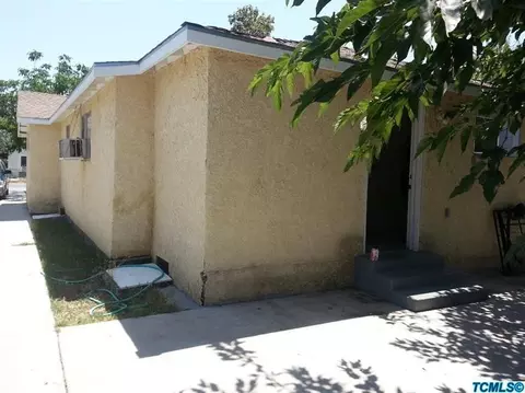 936 E Davis St, Pixley, CA 93256 photo 3
