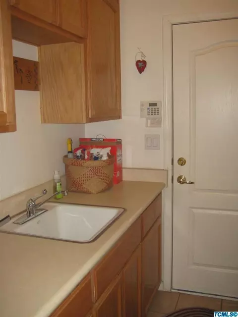 3450 E Howard Ct, Visalia, CA 93292 photo 17