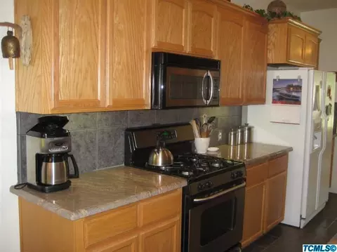 3450 E Howard Ct, Visalia, CA 93292 photo 8