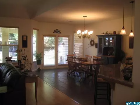 3450 E Howard Ct, Visalia, CA 93292 photo 6