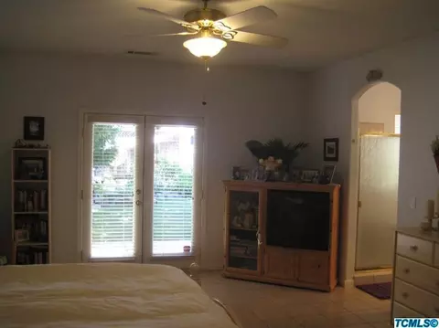 3450 E Howard Ct, Visalia, CA 93292 photo 14
