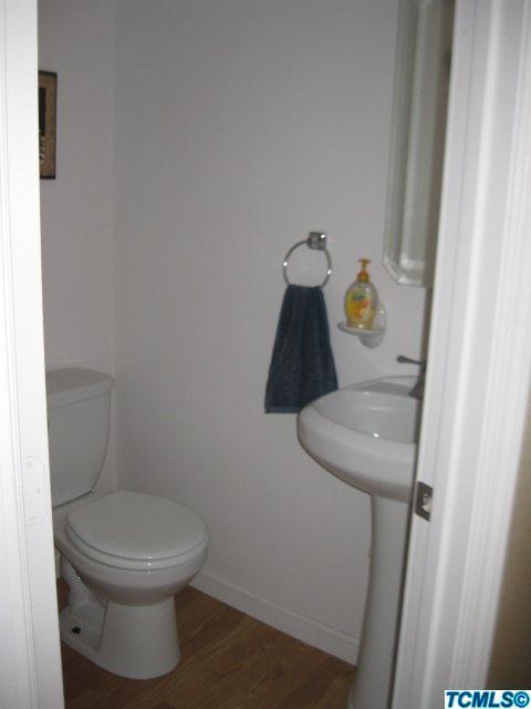 166 B St, Lemoore, CA 93245 photo 9