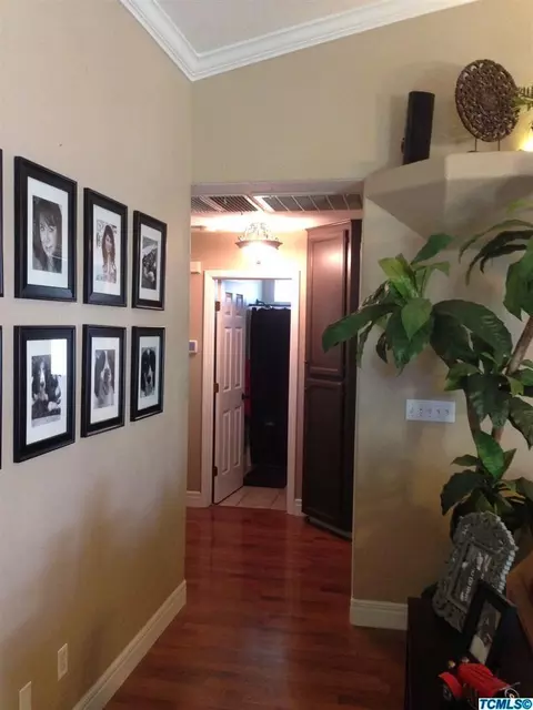 515 E Dove Ct, Visalia, CA 93292 photo 7