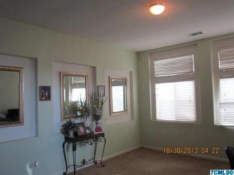2516 E Seeger Ave, Visalia, CA 93292 photo 2
