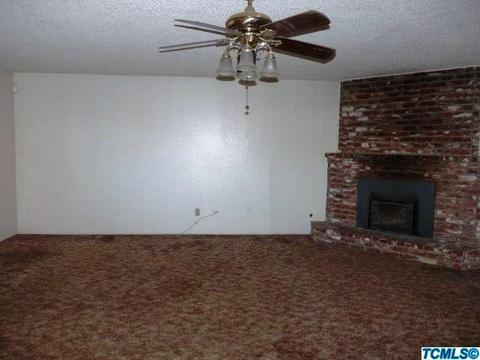165 Adams Rd, Tipton, CA 93272 photo 6