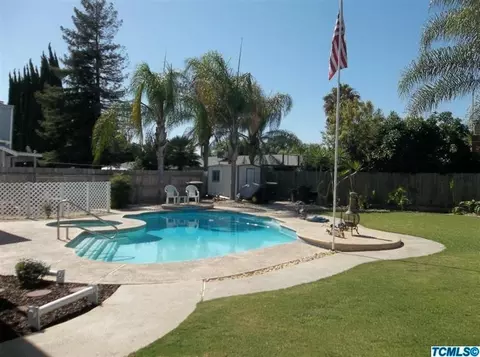 111 E Beech Ave, Visalia, CA 93277 photo 16