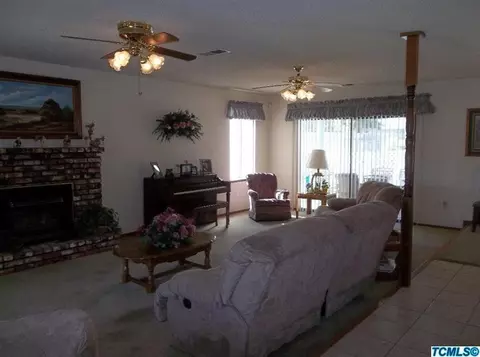 111 E Beech Ave, Visalia, CA 93277 photo 3