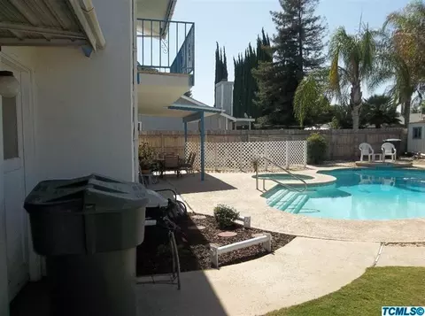111 E Beech Ave, Visalia, CA 93277 photo 17