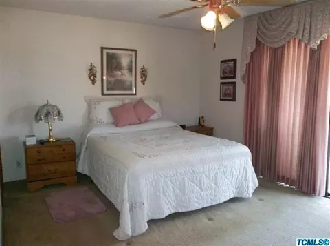 111 E Beech Ave, Visalia, CA 93277 photo 9