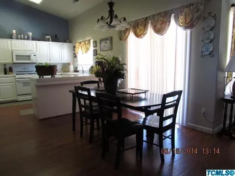 1861 Sequoia Ave, Sanger, CA 93657 photo 8
