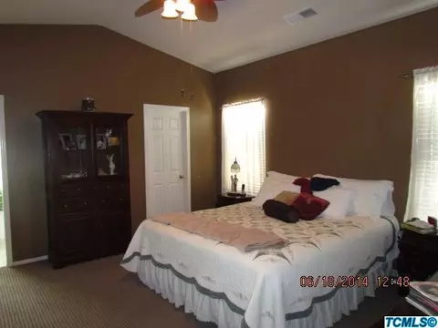 1861 Sequoia Ave, Sanger, CA 93657 photo 13