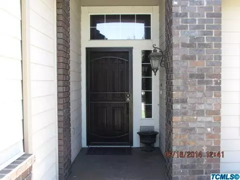 1861 Sequoia Ave, Sanger, CA 93657 photo 2