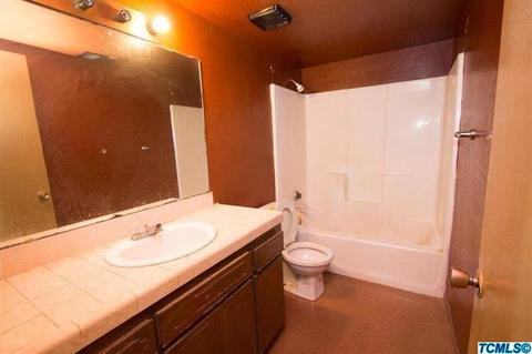 1327 E Sunnyview Ave, Visalia, CA 93292 photo 12