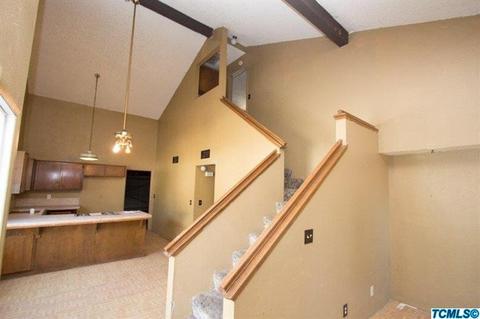 1327 E Sunnyview Ave, Visalia, CA 93292 photo 13