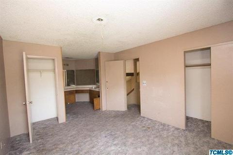 1327 E Sunnyview Ave, Visalia, CA 93292 photo 16