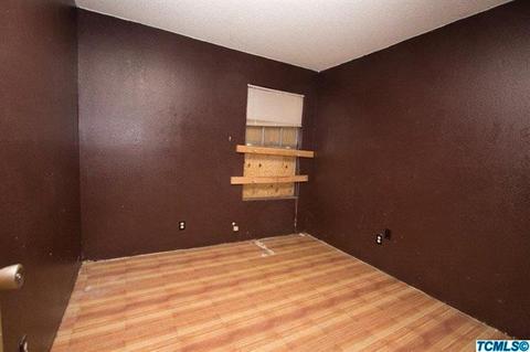 1327 E Sunnyview Ave, Visalia, CA 93292 photo 11