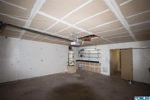 1327 E Sunnyview Ave, Visalia, CA 93292 photo 23