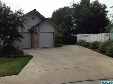 200 Windsor Ct, Exeter, CA 93221 photo 2