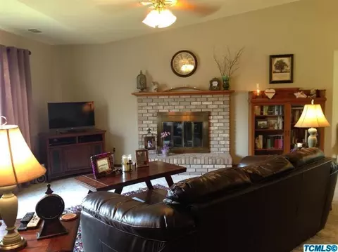 200 Windsor Ct, Exeter, CA 93221 photo 3