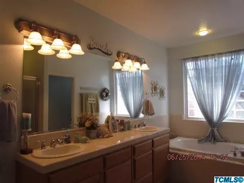 1990 E Washington Ave, Reedley, CA 93654 photo 32