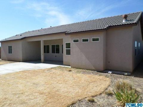 3203 E Beech Ct, Visalia, CA 93292 photo 5