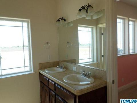 3203 E Beech Ct, Visalia, CA 93292 photo 23