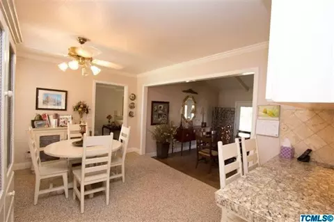 201 E Linzmeier Dr, Dinuba, CA 93618 photo 20