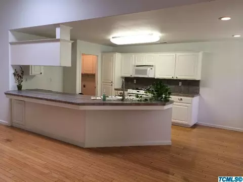 2434 E Beech Ave, Visalia, CA 93292 photo 9