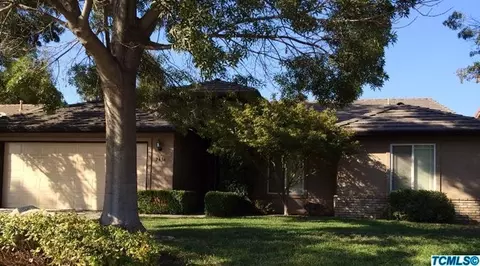 2434 E Beech Ave, Visalia, CA 93292 photo 1