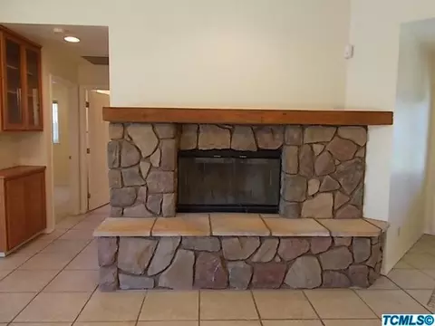 128 E Ferguson Ave, Visalia, CA 93291 photo 10