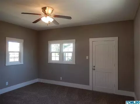 738 E King Ave, Tulare, CA 93274 photo 11