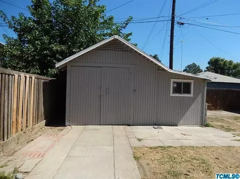 738 E King Ave, Tulare, CA 93274 photo 15