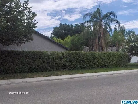 2407 E Harter Ct, Visalia, CA 93292 photo 10