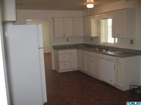 244 Ellsworth Ave, Pixley, CA 93256 photo 11