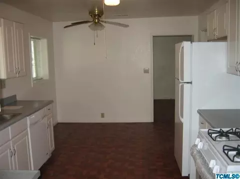 244 Ellsworth Ave, Pixley, CA 93256 photo 14