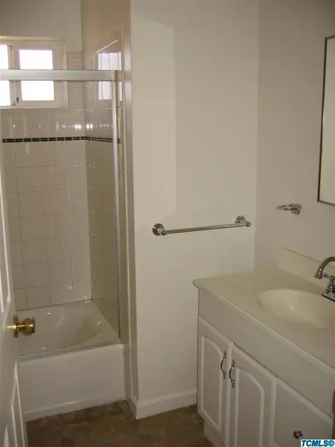 244 Ellsworth Ave, Pixley, CA 93256 photo 7