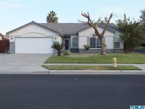 711 Bristol Ct, Lemoore, CA 93245 photo 1