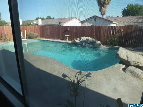 711 Bristol Ct, Lemoore, CA 93245 photo 13