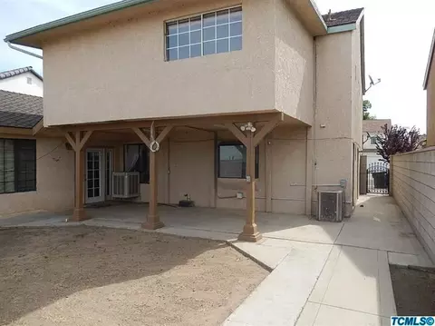 689 Alpha St, Tulare, CA 93274 photo 17