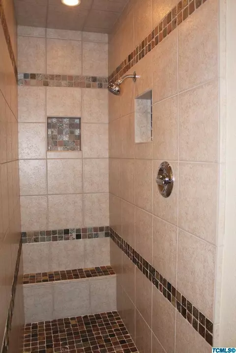 15 S Cambridge Dr, Lemoore, CA 93245 photo 17