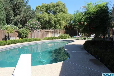 15 S Cambridge Dr, Lemoore, CA 93245 photo 23