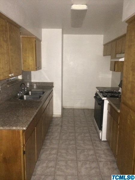 16057 Freedom Ave, Ivanhoe, CA 93235 photo 4