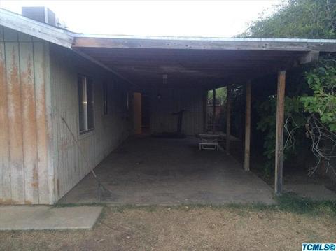 16057 Freedom Ave, Ivanhoe, CA 93235 photo 2