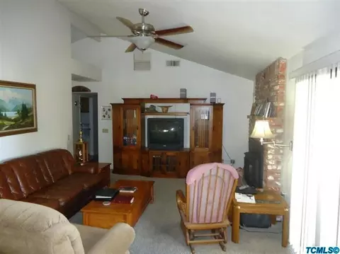 285 N Acacia, Clovis, CA 93612 photo 7