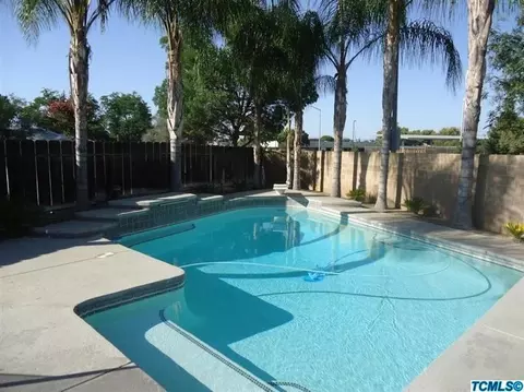 285 N Acacia, Clovis, CA 93612 photo 21