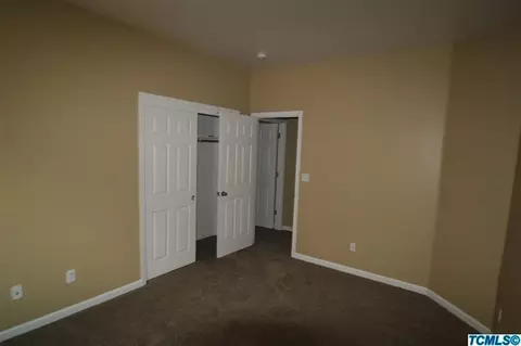 2519 E La Vida Ave, Visalia, CA 93292 photo 13