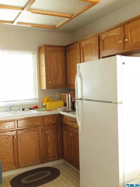 1476 Betty St, Exeter, CA 93221 photo 6