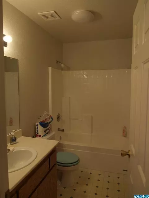 1476 Betty St, Exeter, CA 93221 photo 7