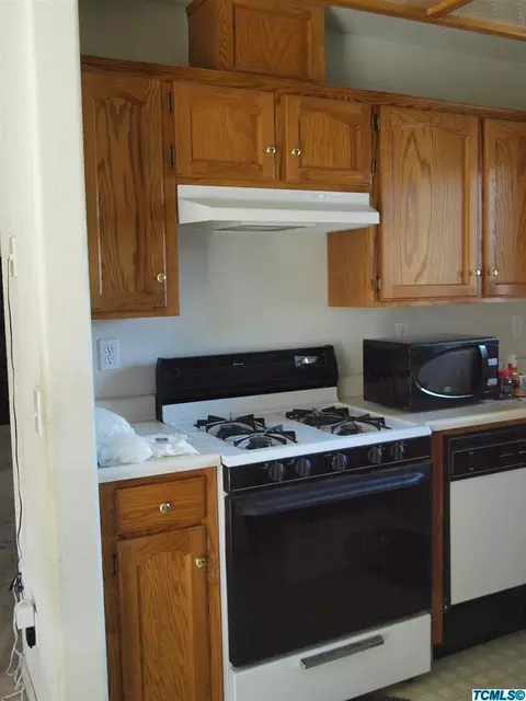 1476 Betty St, Exeter, CA 93221 photo 5